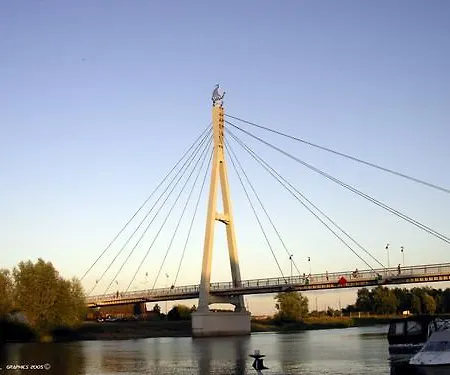 Uus 13b, Beautiful 3-bedroom - 3 Big Beds Tartu