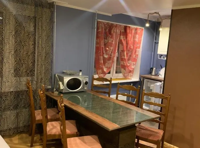 Uus 13b, Beautiful 3-bedroom - 3 Big Beds Lägenhet Tartu